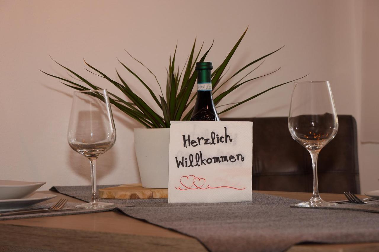 Buchen Blick - Ruhige Moderne Ferienwohnung 82Qm. Fichtelberg Esterno foto